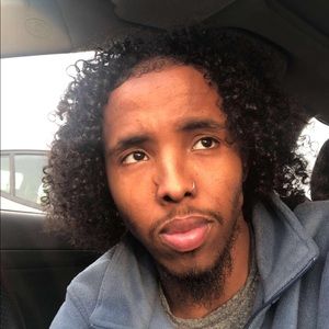 Meet your Posher, Moktar